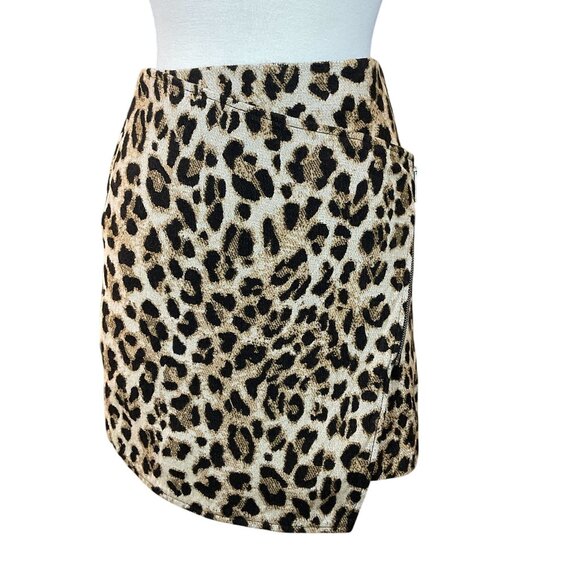 H&M Textured Leopard Print Asymmetrical Faux Wrap Exposed Zipper Skirt 6 NWT - Picture 1 of 7